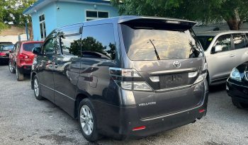 
									Toyota Vellfire full								