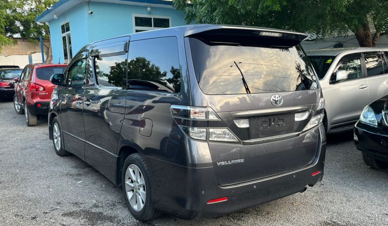 
								Toyota Vellfire full									