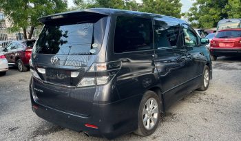 
									Toyota Vellfire full								