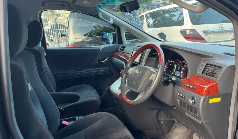 
								Toyota Vellfire full									