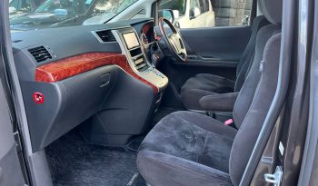 
									Toyota Vellfire full								