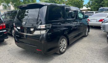 
									Toyota Vellfire full								