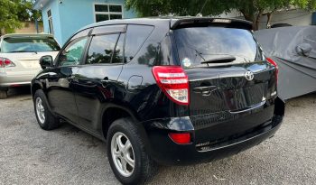 
									Toyota Rav4 full								