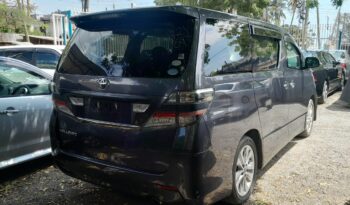 
									Toyota Vellfire full								