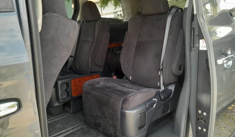 
								Toyota Vellfire full									