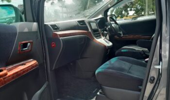 
									Toyota Vellfire full								