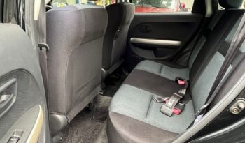 
									Toyota IST full								