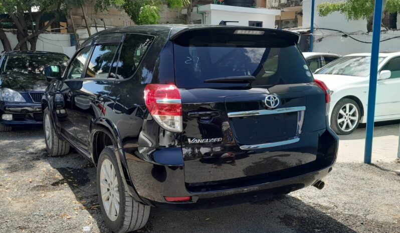 
								Toyota Vanguard full									