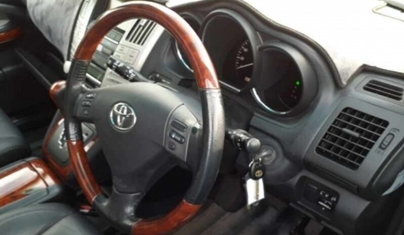 
								Toyota Harrier full									