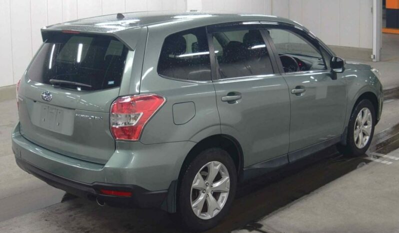 
								Subaru Forester full									