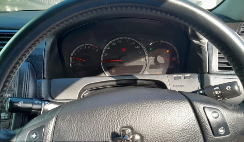 
								TOYOTA CROWN full									