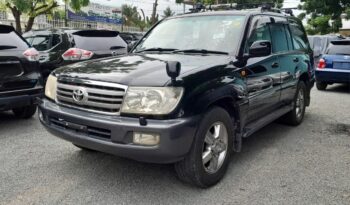
									Toyota LandCruiser full								
