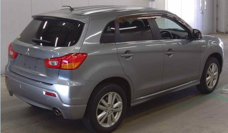 
								Mitsubishi RVR full									