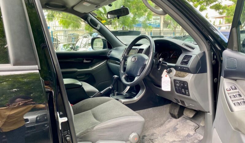 
								Toyota Landcruiser Prado full									