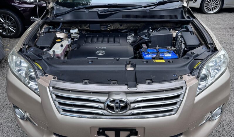 
								Toyota Vanguard full									