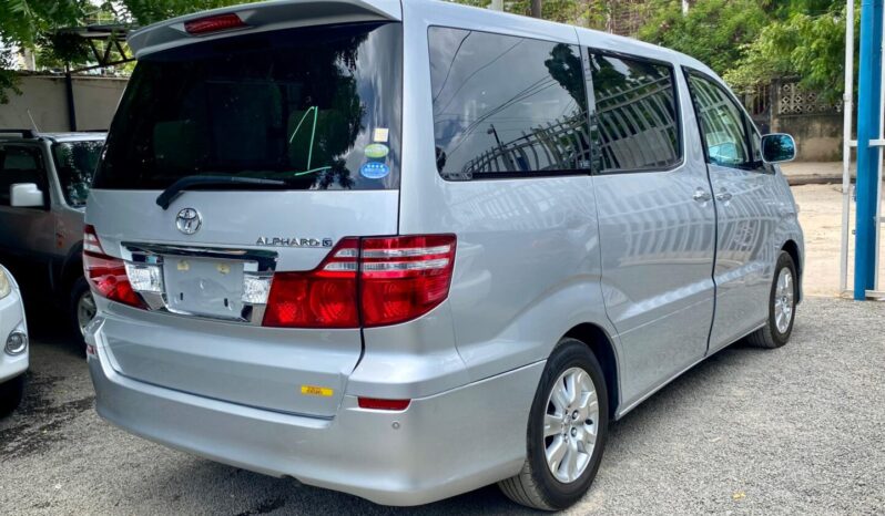 
								Toyota Alphard full									