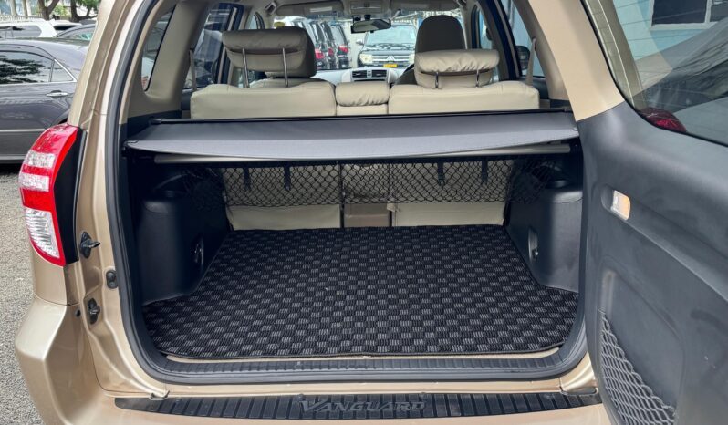 
								Toyota Vanguard full									