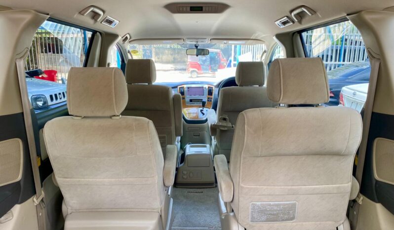 
								Toyota Alphard full									