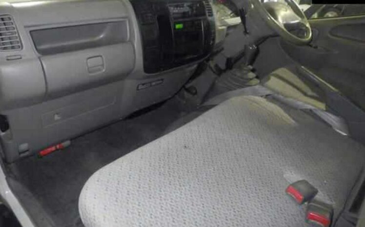 
								Toyota TOYOACE full									