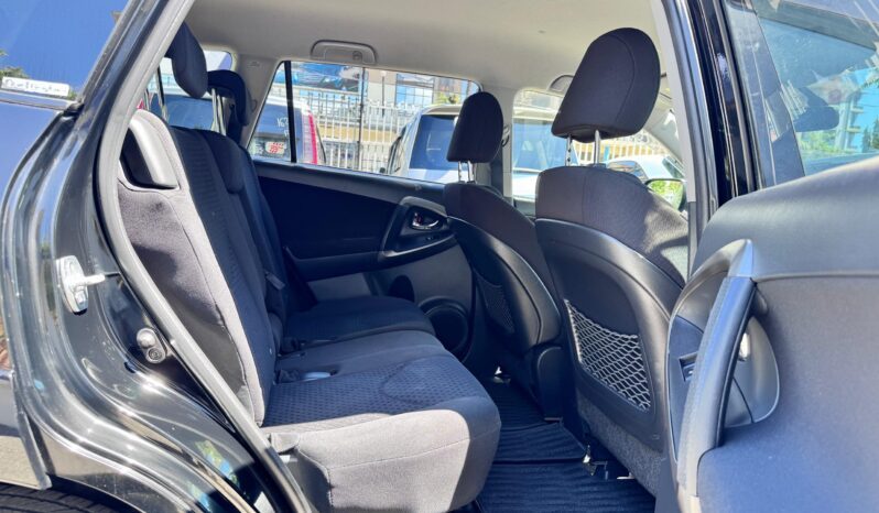 
								Toyota Vanguard full									