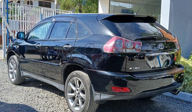 
								Toyota Harrier full									