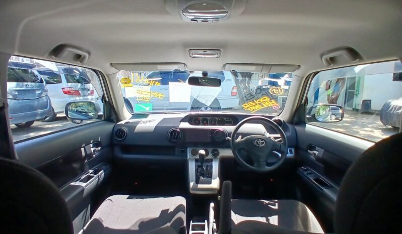 
								Toyota Rumion full									