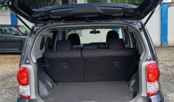 
									Toyota Rumion full								
