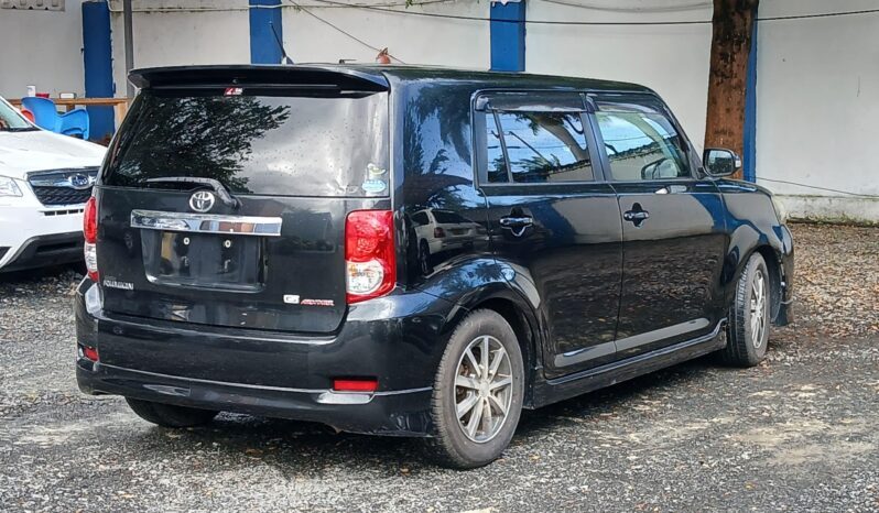 
								Toyota Rumion full									